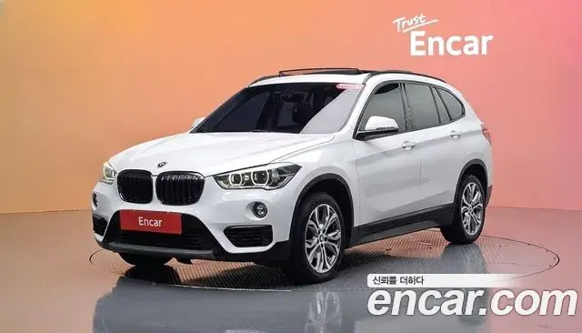 BMW X1 2018 — Фото 1/20