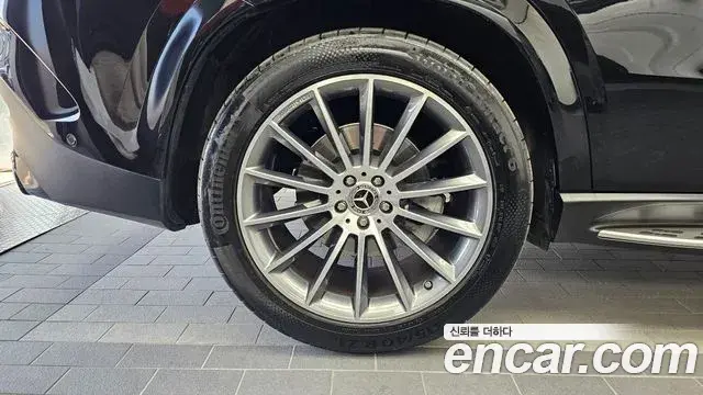Mercedes-Benz GLE-Class 2023 — Фото 5/20