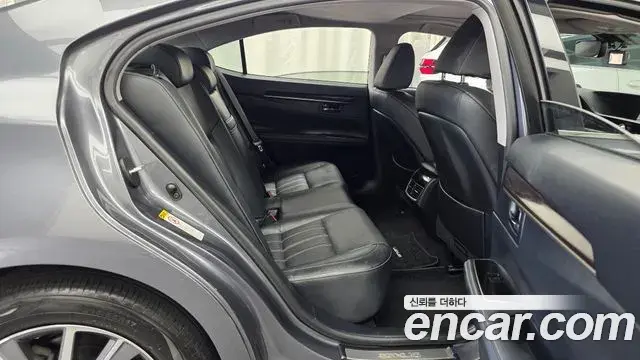 Lexus ES300h 2018 — Photo 12/20