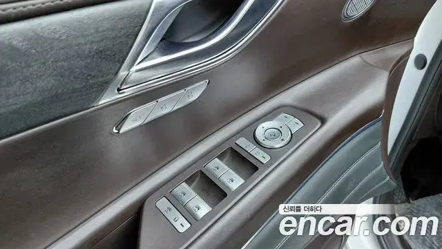 Genesis GV80 2021 — Şəkil 31/32