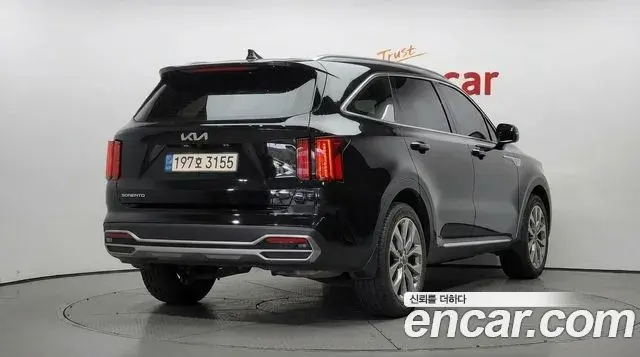 Kia Sorento 2022 — Фото 2/20