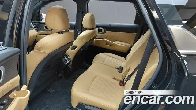 Kia Sorento 2022 — Фото 12/20