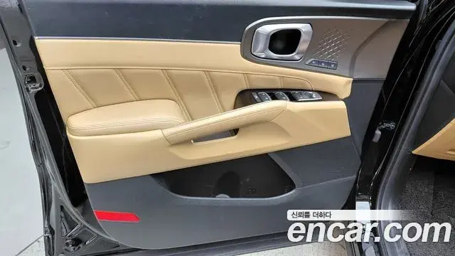 Kia Sorento 2022 — Şəkil 22/33