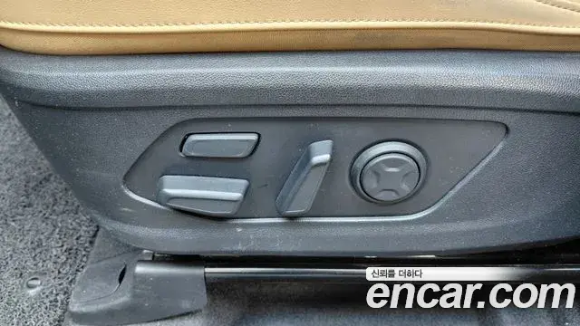 Kia Sorento 2022 — Şəkil 21/33