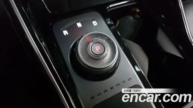 Kia Sorento 2024 — Photo 9/20