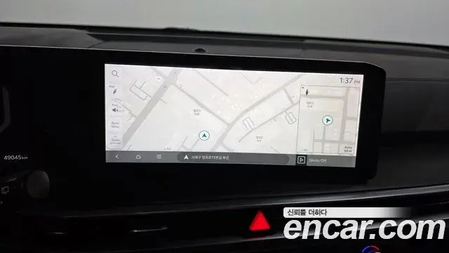 Kia Sorento 2024 — Photo 14/20