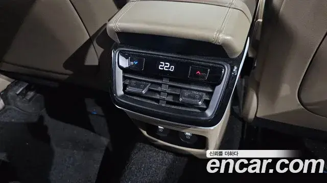 Kia K8 2022 — ფოტო 22/35