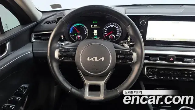 Kia K5 2021 — Фото 14/20