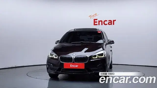 BMW 2 Series Active Tourer 2020 — Photo 6/20