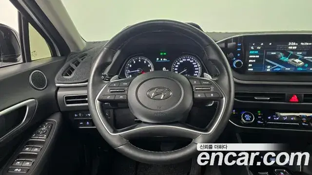 Hyundai Sonata 2022 — Фото 13/20