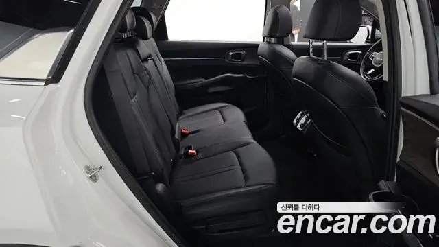 Kia Sorento 2022 — Фото 12/20