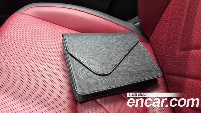 Lexus NX350h 2023 — Photo 7/34