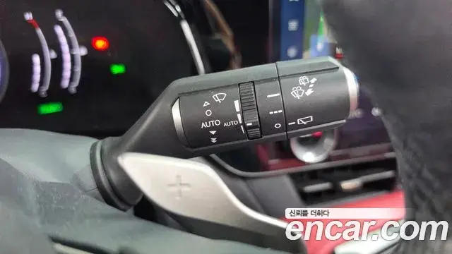 Lexus NX350h 2023 — Photo 30/34