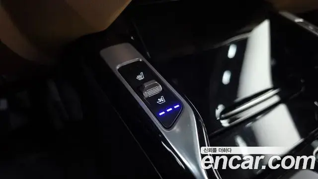 Kia Sorento 2023 — Şəkil 18/20