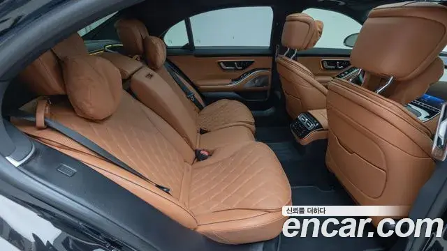 Mercedes-Benz S-Class 2026 — Фото 17/18