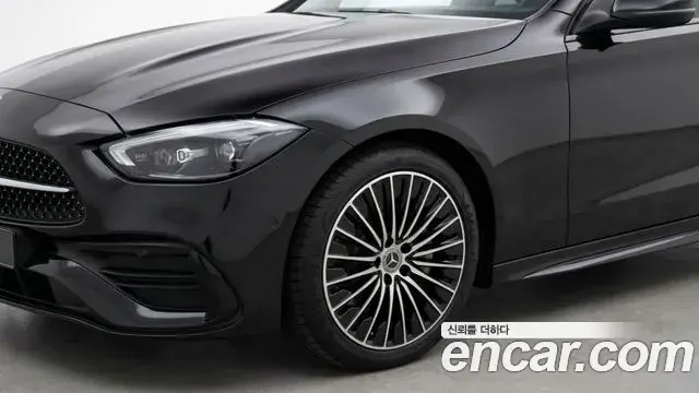 Mercedes-Benz CLE-Class 2026 — Photo 4/11