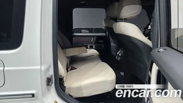 Mercedes-Benz G-Class 2025 — ფოტო 2/20