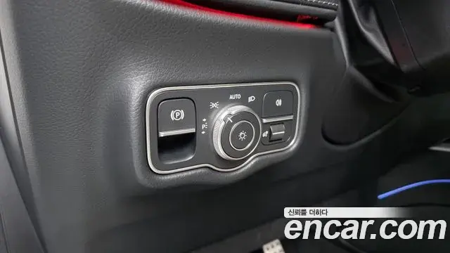 Mercedes-Benz G-Class 2025 — ფოტო 19/20