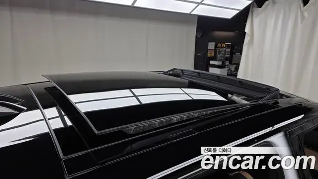 Land Rover Range Rover Sport 2023 — ფოტო 21/32