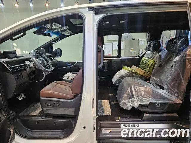 Hyundai Staria 2026 — ფოტო 6/20
