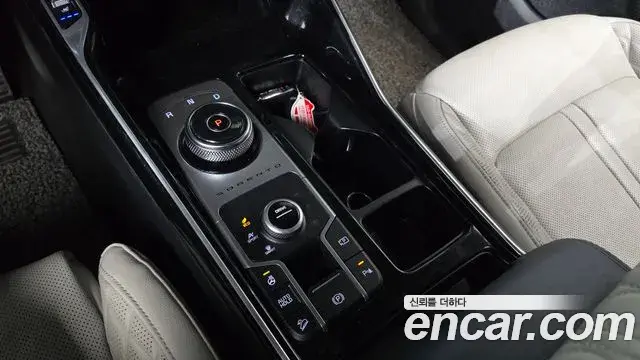 Kia Sorento 2020 — Şəkil 24/32