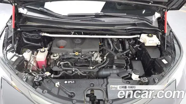 Toyota Sienna 2021 — ფოტო 6/20