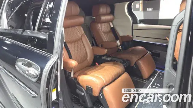Toyota Sienna 2021 — ფოტო 12/20