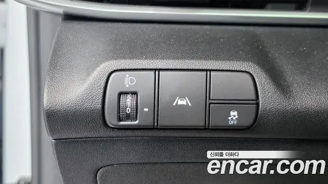 Hyundai Avante 2020 — Фото 12/20