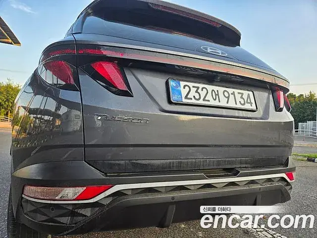 Hyundai The New Tucson 2021 — Фото 17/18