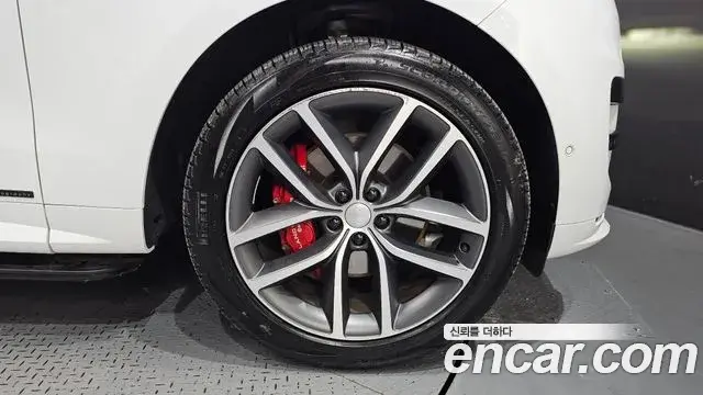 Land Rover Range Rover Sport 2024 — Photo 17/30