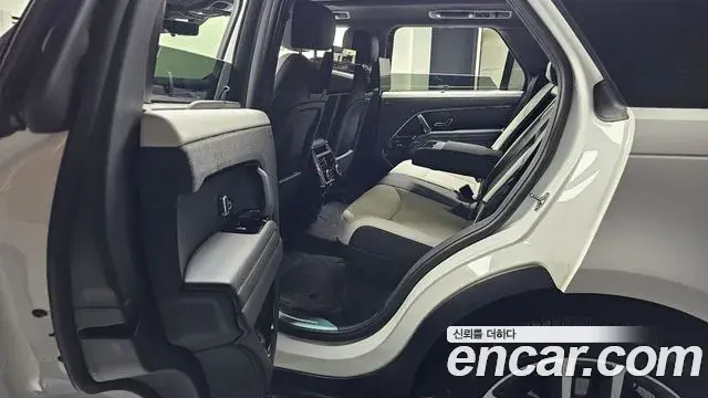 Land Rover Range Rover Sport 2024 — Photo 14/30