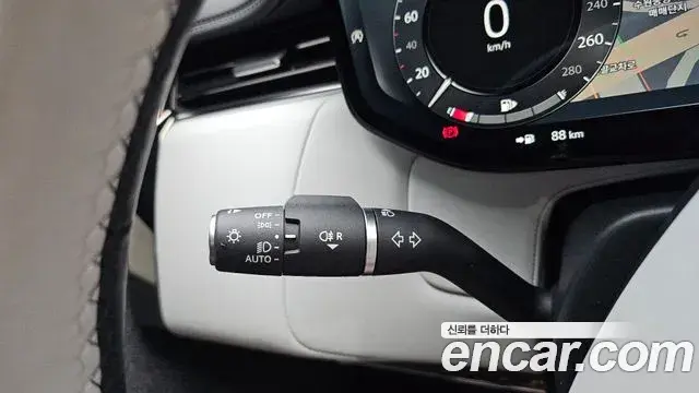 Land Rover Range Rover Sport 2024 — Photo 10/30