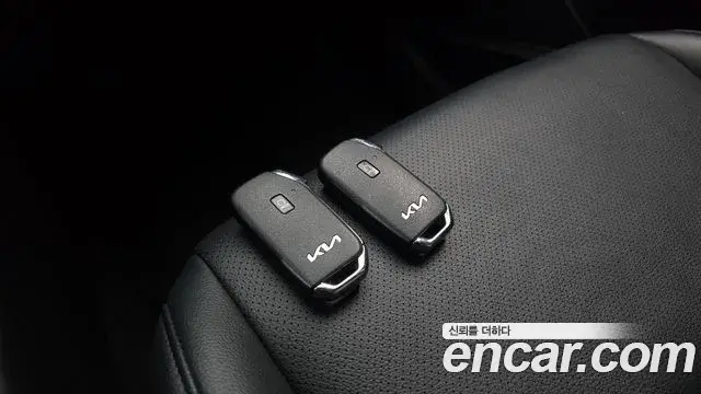 Kia Sportage 2022 — Фото 19/20
