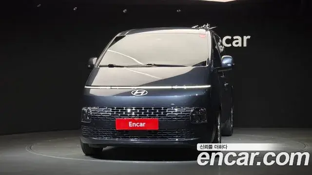 Hyundai Staria 2024 — Photo 3/20