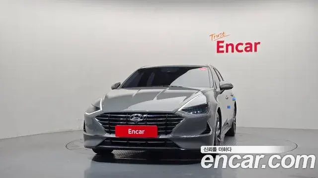Hyundai Sonata 2019 — Фото 3/20