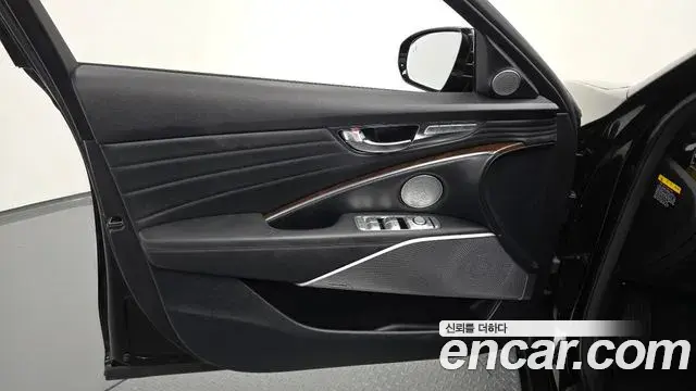Kia The K9 2018 — Şəkil 20/35