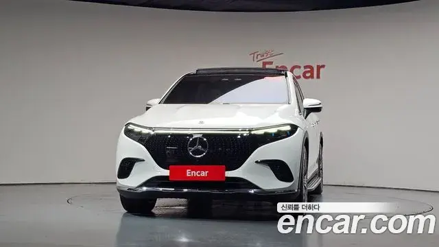 Mercedes-Benz EQS SUV 2025 — Photo 26/38