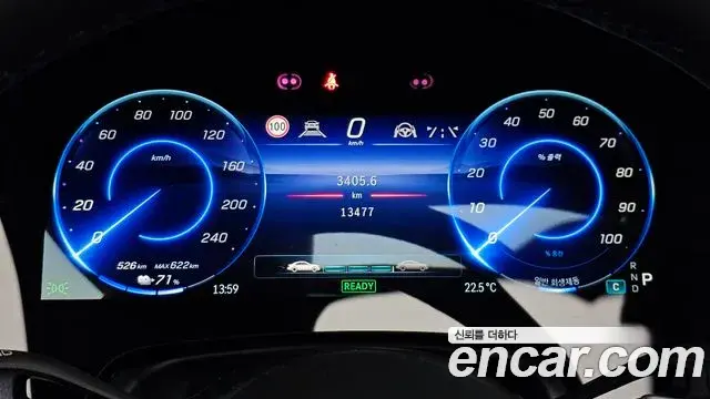 Mercedes-Benz EQS SUV 2025 — Photo 34/38