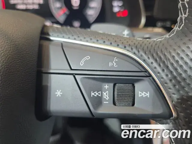Audi Q7 2023 — Фото 13/20