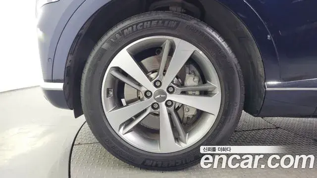 Genesis GV80 2022 — Photo 5/20