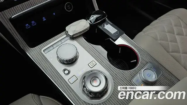 Genesis GV80 2024 — Photo 9/20