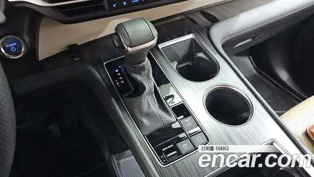 Toyota Sienna 2023 — Photo 9/20