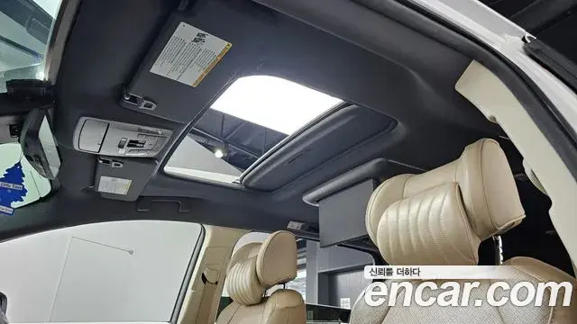 Toyota Sienna 2023 — Photo 16/20