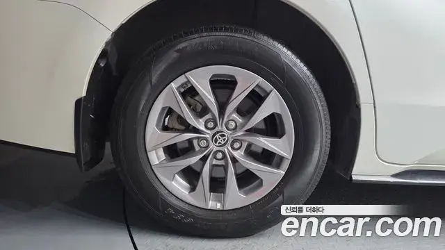 Toyota Sienna 2021 — Photo 5/20