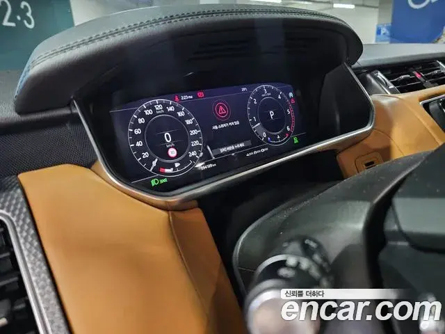 Land Rover Range Rover Sport 2019 — Photo 14/16