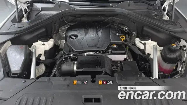 Genesis GV80 2023 — Photo 6/20