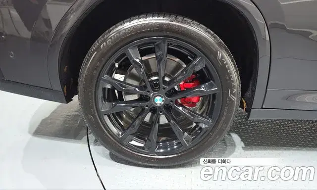 BMW X4 2025 — Photo 5/20