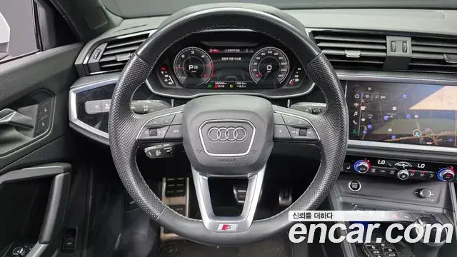 Audi Q3 2023 — Фото 13/20