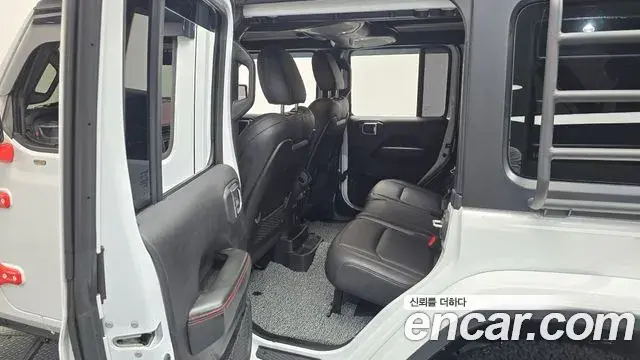Jeep Wrangler 2024 — Photo 11/20