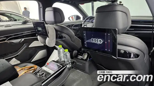 Audi A8 2021 — Photo 17/20